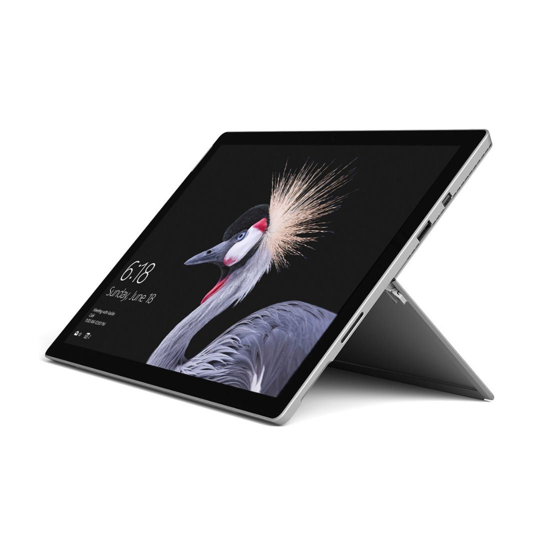 Microsoft Surface Pro Intel i7 8GB 256GB SSD Win 10 Pro