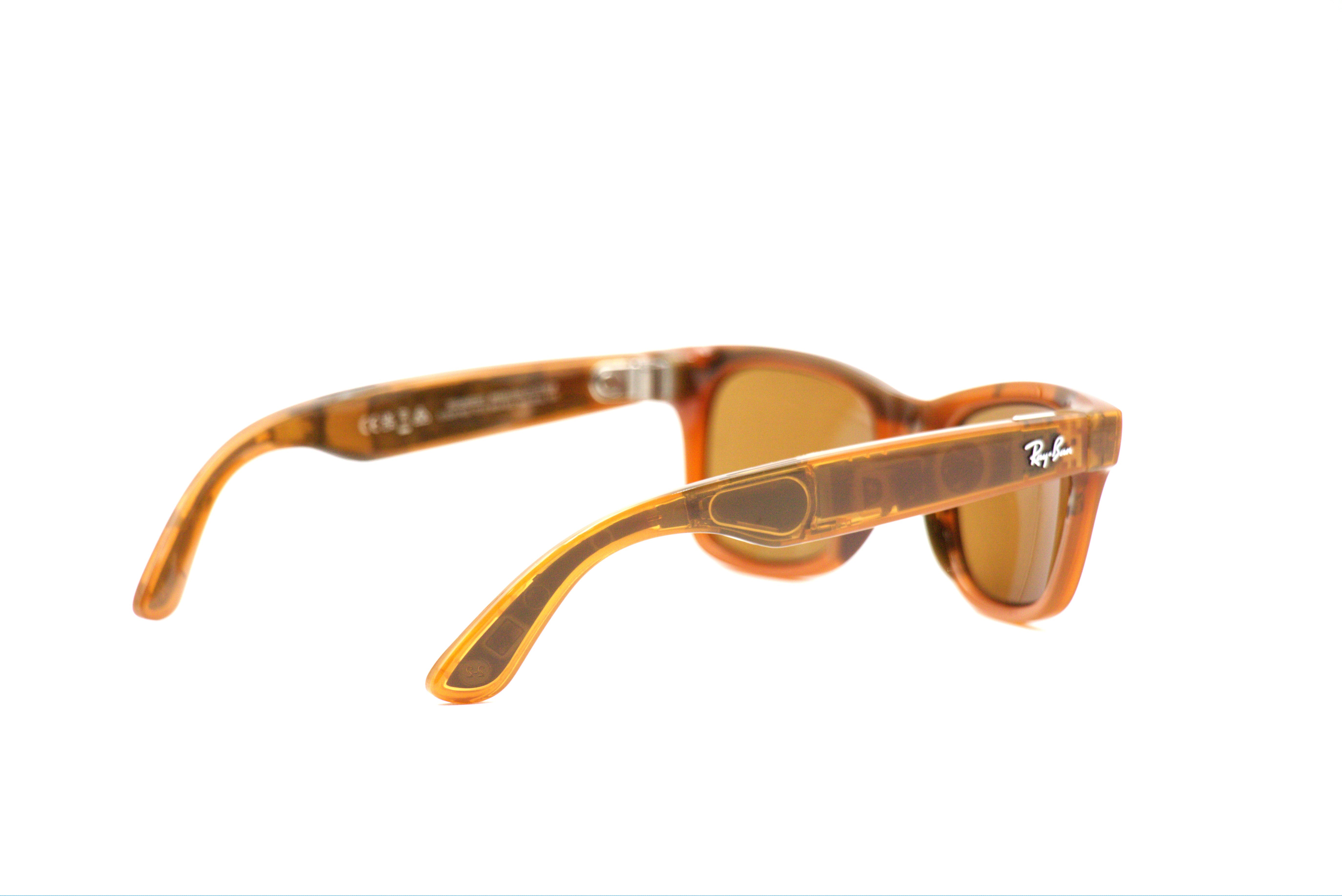 Ray-Ban Meta Wayfarer Smart Glasses: Polarized Brown - Standard Fit (Regular Size)