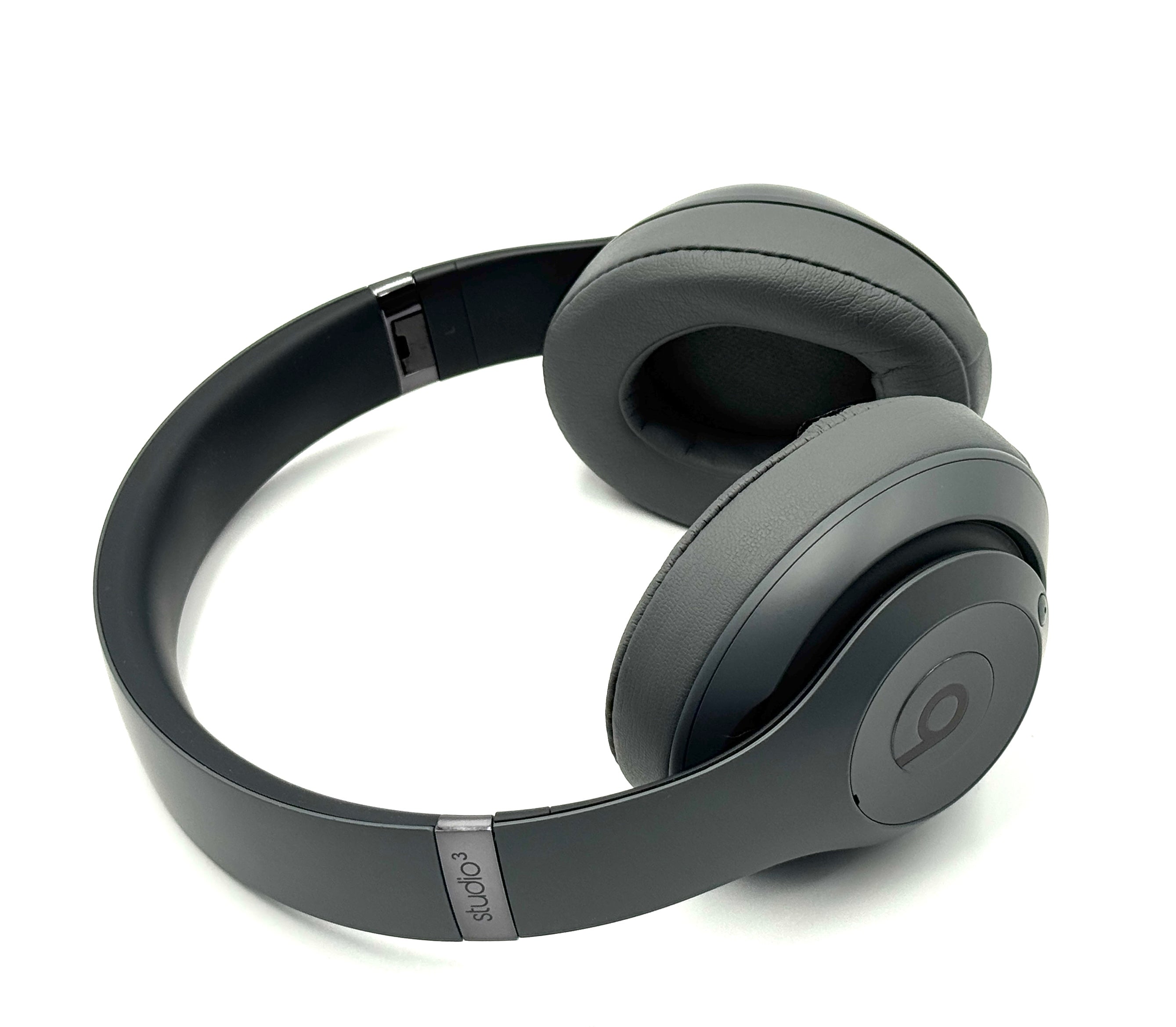 Beats by Dr. Dre Studio3 Wireless Headphones - Gray - MTQY2LL/A - NO CASE
