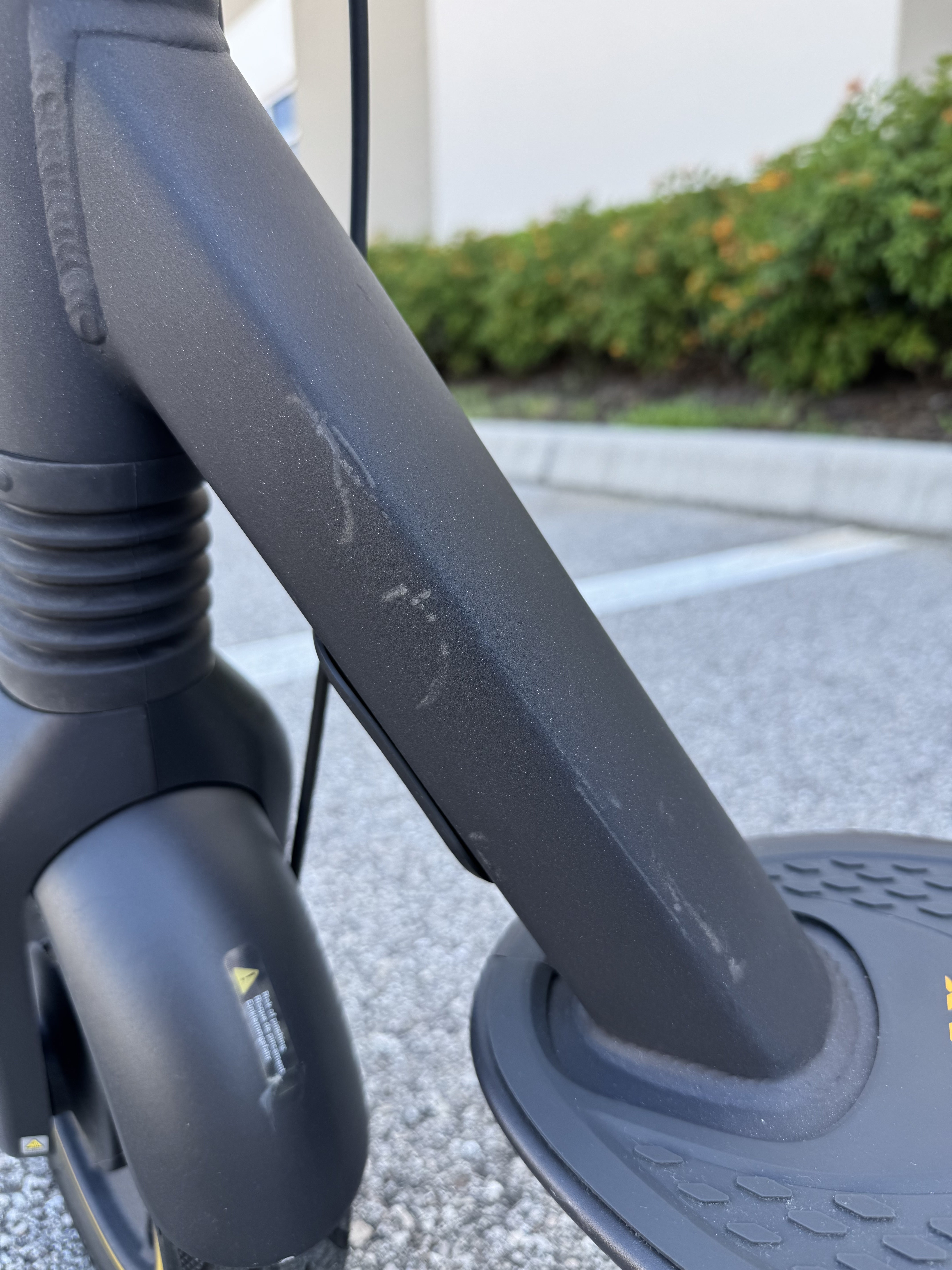 Segway - Max G2 Electric Kick Scooter Foldable w/ 43 Mile Range and 22 MPH Max Speed - Black - AA.05.15.01.0002