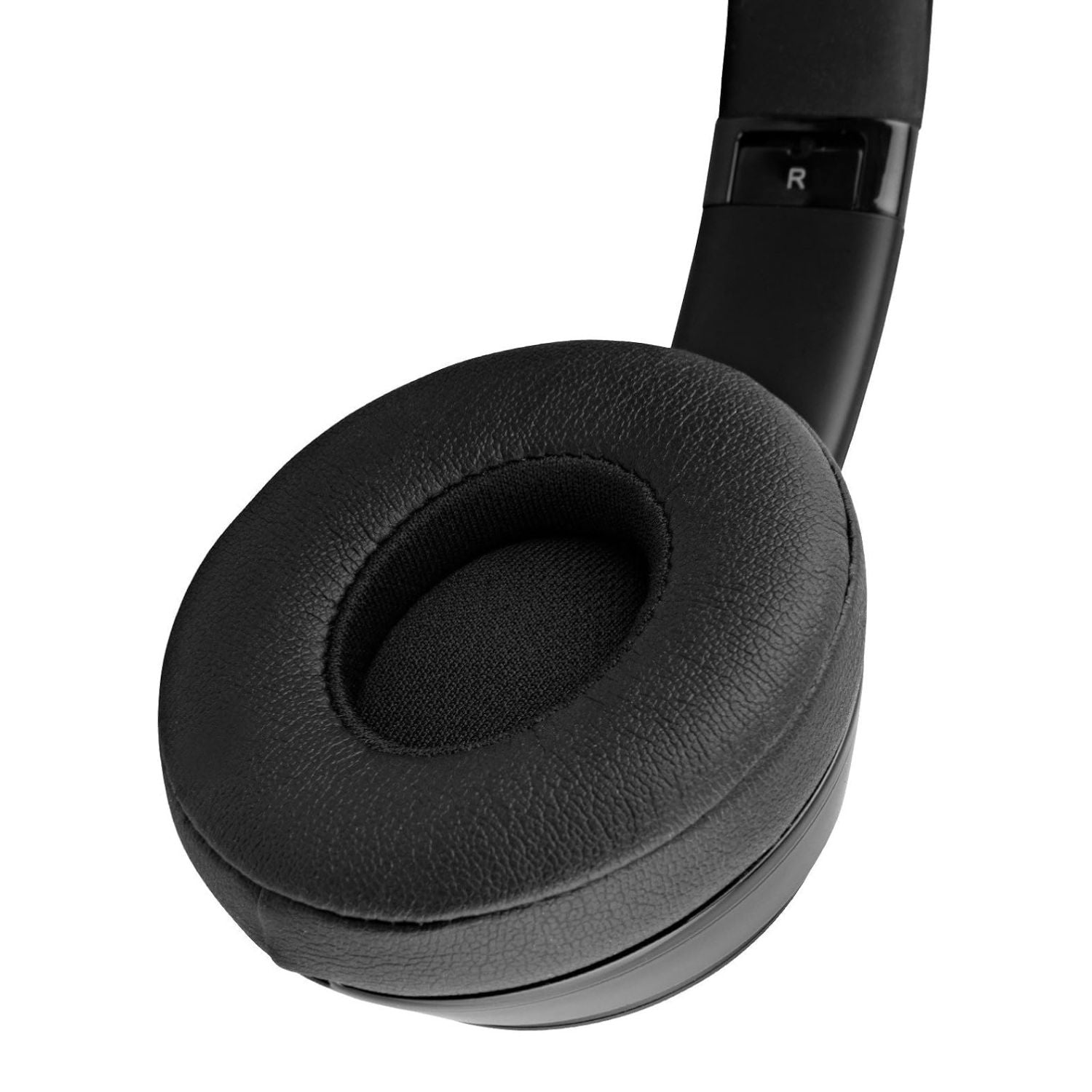 Beats by Dr. Dre – Solo3 Wireless Headphones – Gloss Black – MNEN2LL/A