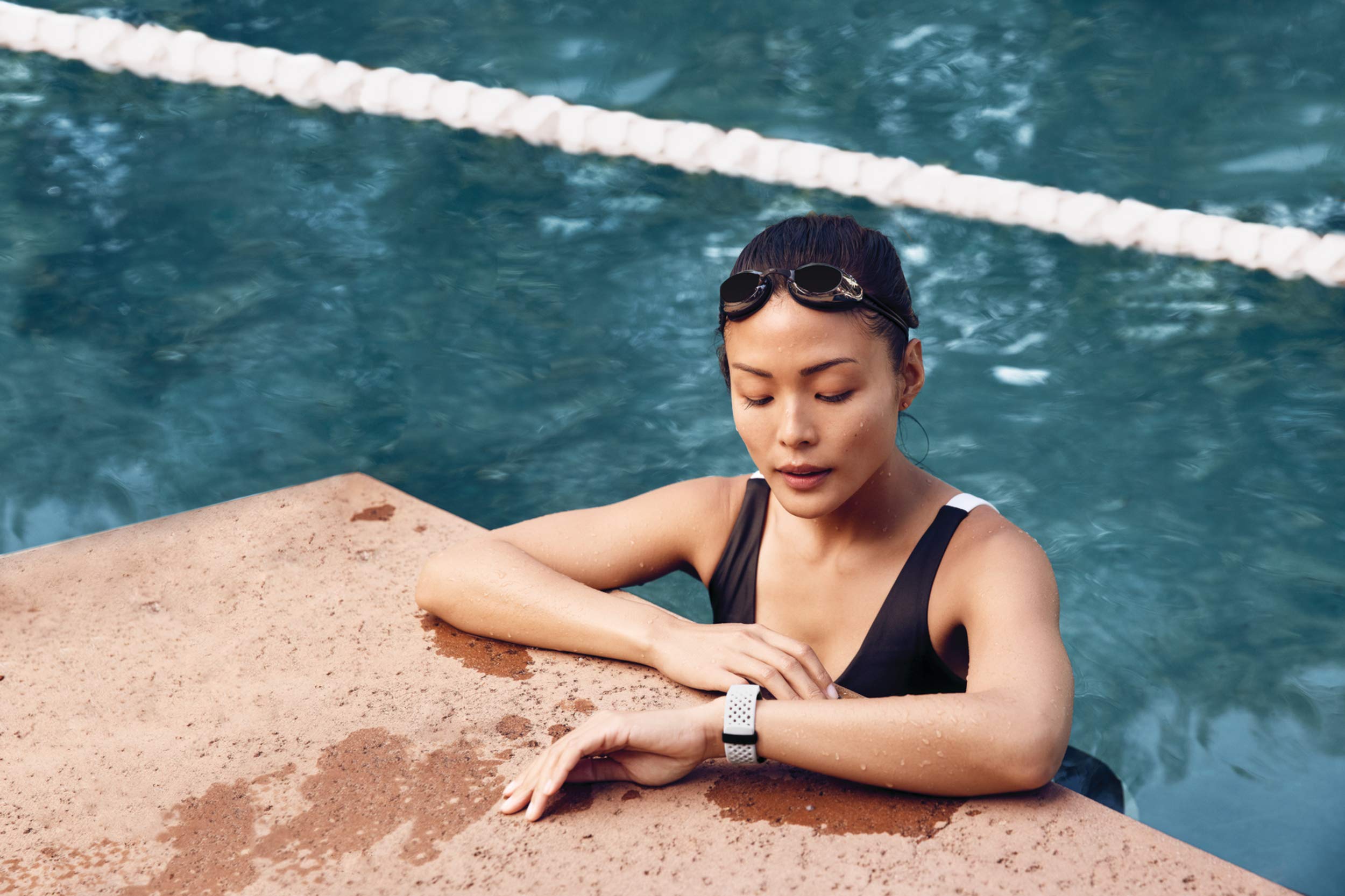 Fitbit Charge Special Edition Activity Tracker White/Graphite